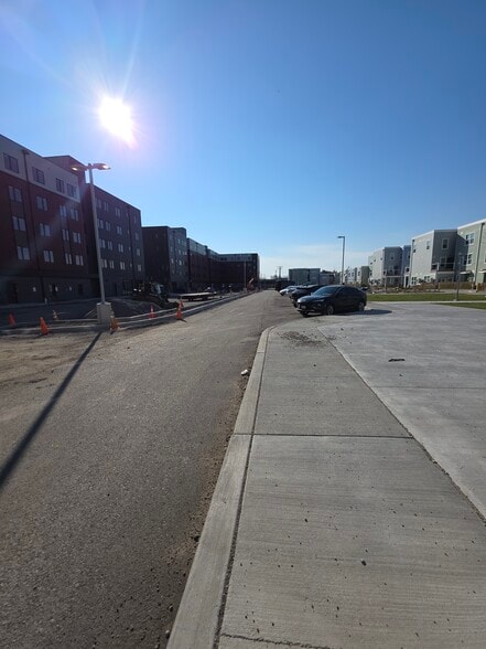 More Photos Of 450 S Park Ave, Buffalo Storefront Retail Residential For Lease