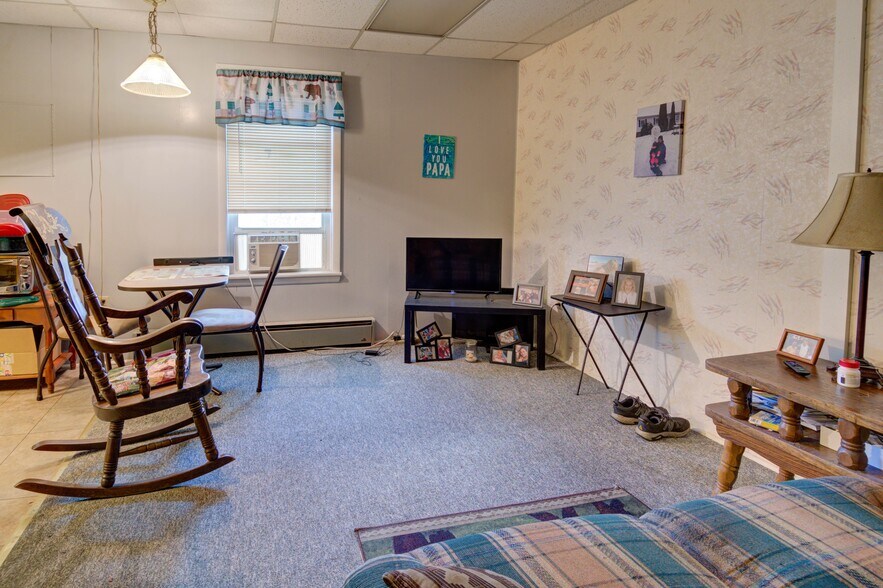 More Photos Of 19-21 W Main St, Johnstown Restaurant For Sale