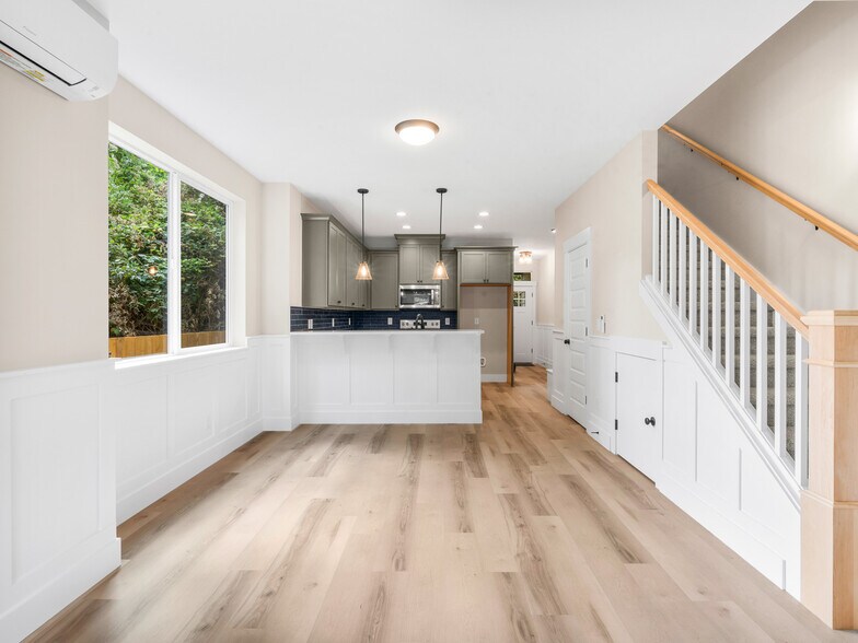 More Photos Of , Portland Multifamily For Sale