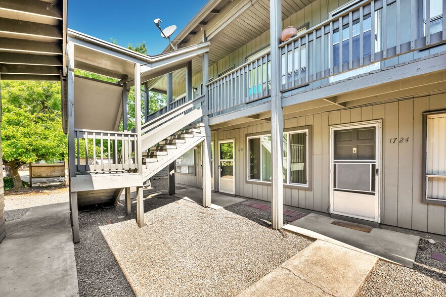 More Photos Of 1720-1738 Broadway St NE, Salem Apartments For Sale