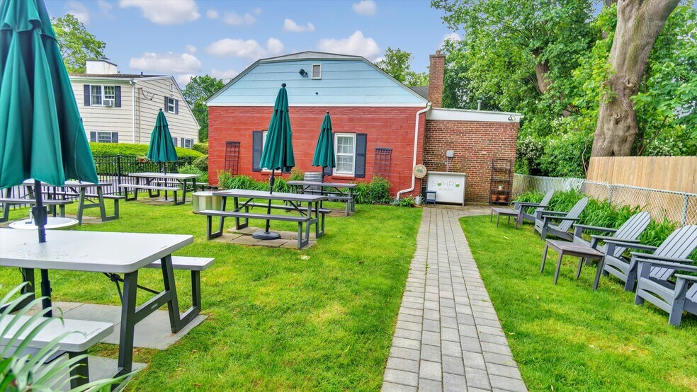 More Photos Of , Cutchogue Office For Sale