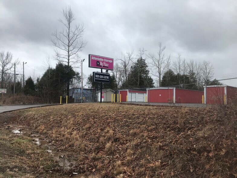 More Photos Of 2292 Highway 48, Clarksville Self Storage For Sale