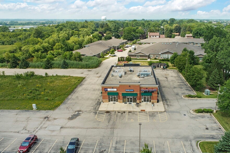 More Photos Of 6316 52nd St, Kenosha Freestanding For Lease