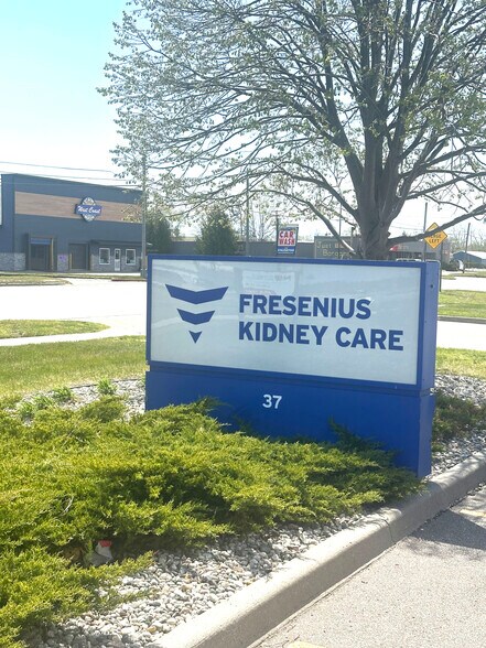 More Photos Of 37 S Pere Marquette Hwy, Ludington Healthcare For Lease