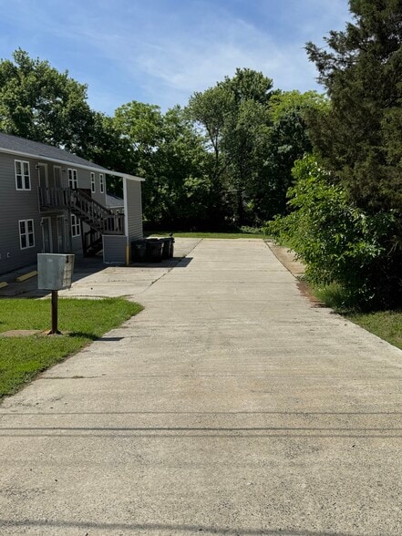 More Photos Of 312 Stokes St, Burlington Apartments For Sale