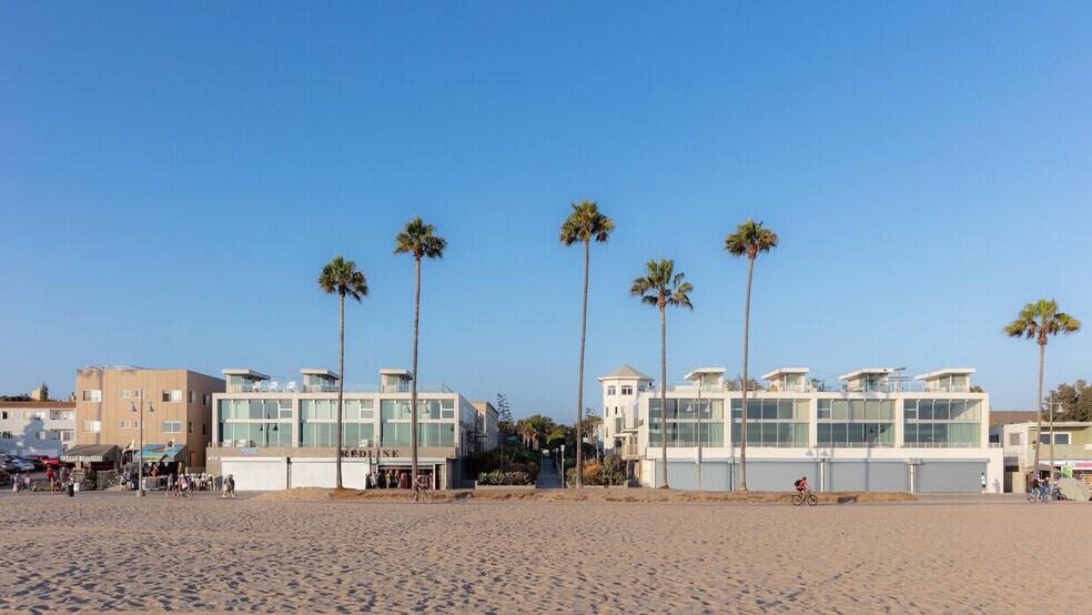 Primary Photo Of 701 Ocean Front Walk, Venice Unknown For Lease