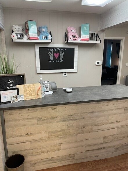 More Photos Of 381 Chestnut St, Union Township Medical For Lease