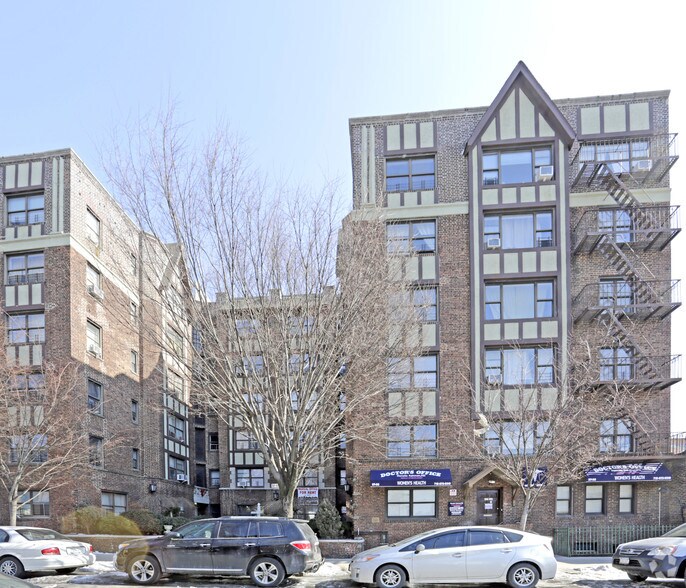 More Photos Of 3755 77th St, Jackson Heights Apartments For Lease