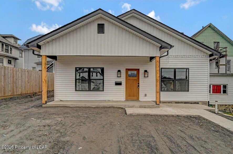 Primary Photo Of 627-629 Prescott ave, Scranton Multifamily For Sale