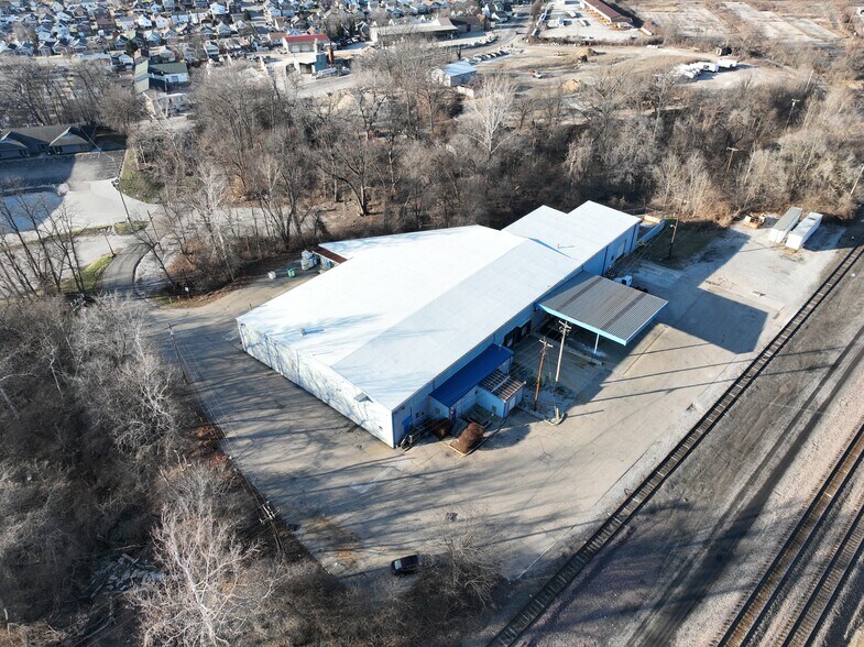 Primary Photo Of 4 Sandbank Rd, Ludlow Warehouse For Lease