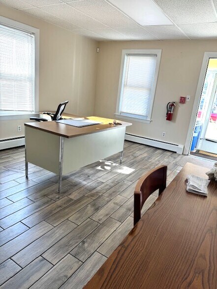More Photos Of 2400 Pawtucket Ave, East Providence Office Residential For Lease