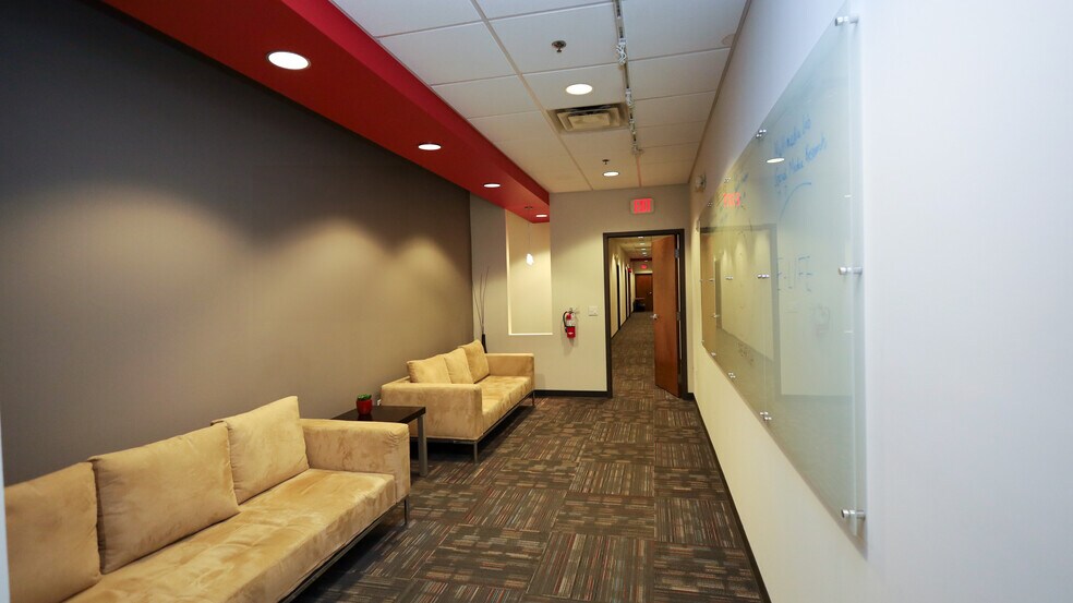 More Photos Of 7560 Red Bug Lake Rd, Oviedo Medical For Lease