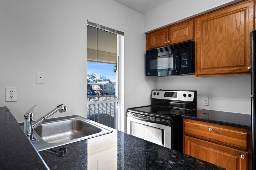 More Photos Of 2526 Durwood St, Austin Apartments For Sale