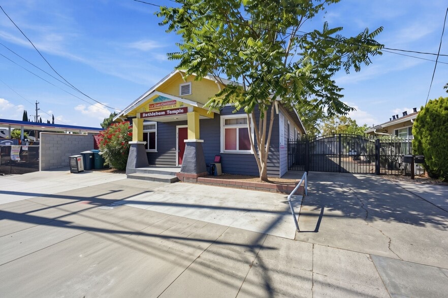 More Photos Of 315 N 10th St, San Jose Religious Facility For Sale
