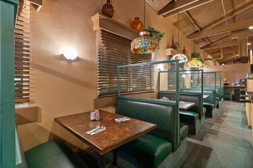 More Photos Of 12555 W Bell Rd, Surprise Restaurant For Sale