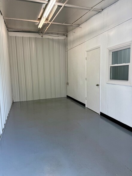 More Photos Of 540 N State Road 434, Altamonte Springs Self Storage For Sale