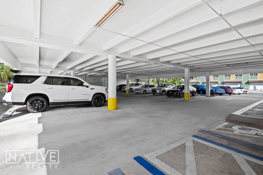 More Photos Of 2817 E Oakland Park Blvd, Fort Lauderdale Office For Sale