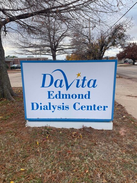 More Photos Of 50 S Baumann Ave, Edmond Medical For Sale