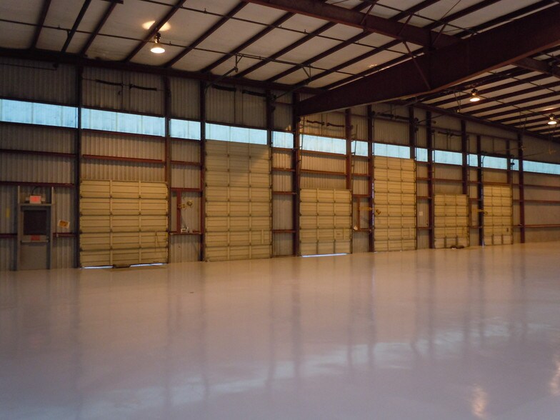 More Photos Of 715 W Pike St, Weslaco Warehouse For Sale