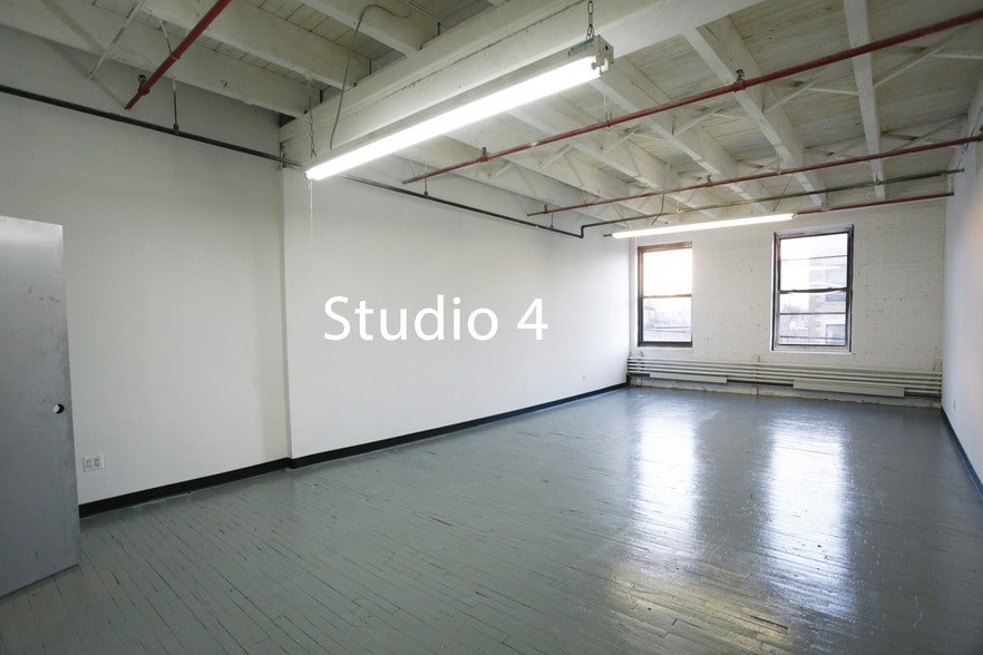 More Photos Of 40-08 22nd St, Long Island City Warehouse For Lease