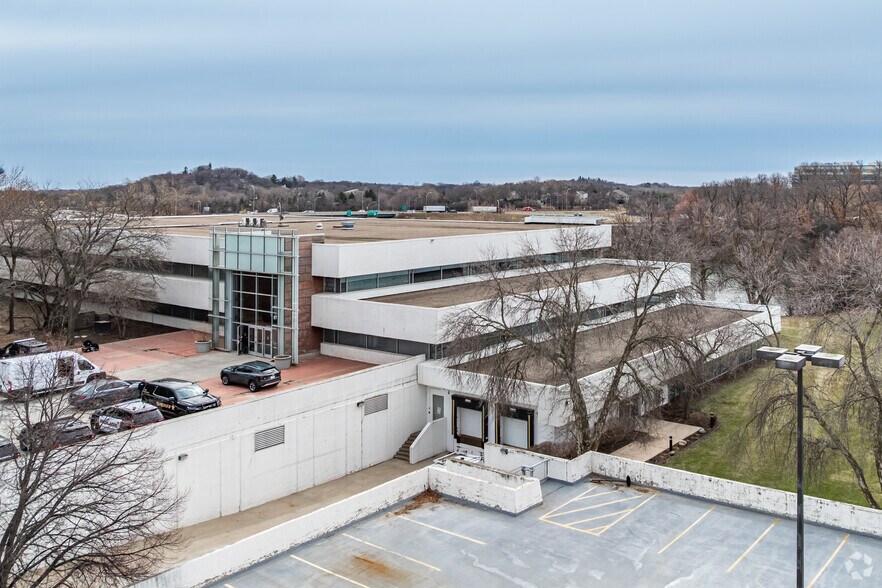 Primary Photo Of 9705 Data Park Dr, Minnetonka Office For Sale