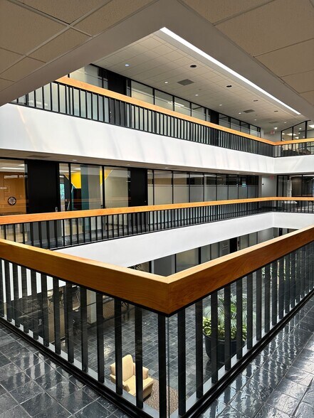 More Photos Of 1301 S Capital Of Texas Hwy, Austin Office For Lease