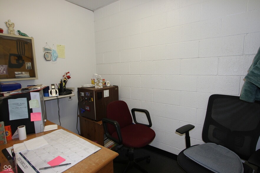 More Photos Of 1244 W Main St, Greenfield General Retail For Sale