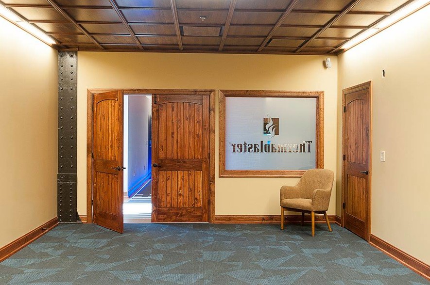 More Photos Of 2515 Liberty Ave, Pittsburgh Medical For Lease