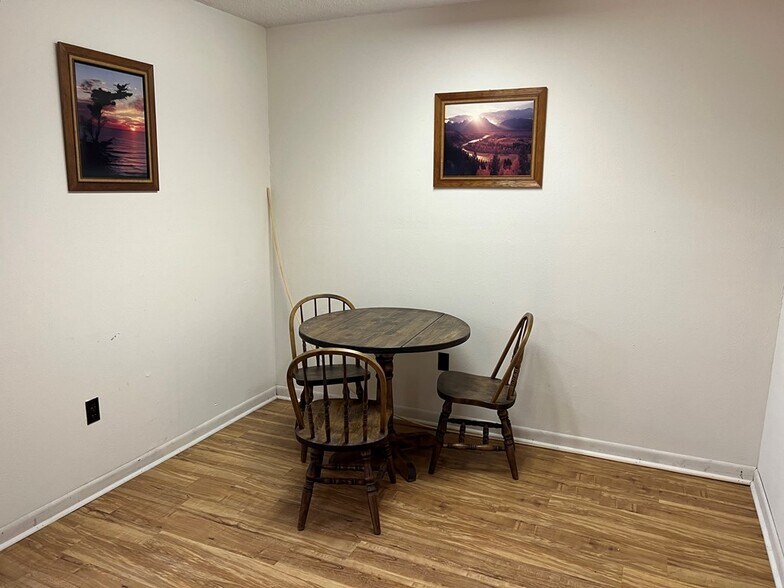 More Photos Of 409 3rd St, Kentwood Office Residential For Sale