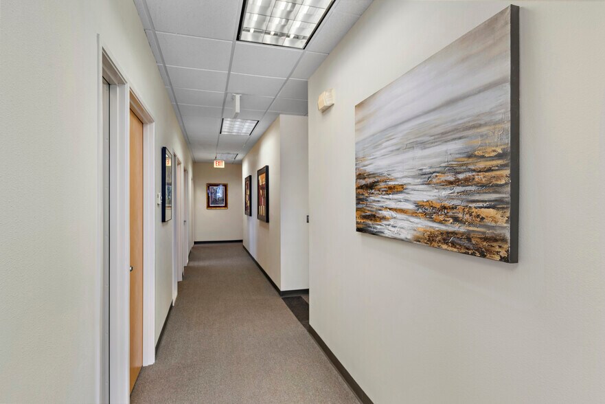 More Photos Of 8206 Louisiana Blvd NE, Albuquerque Coworking Space