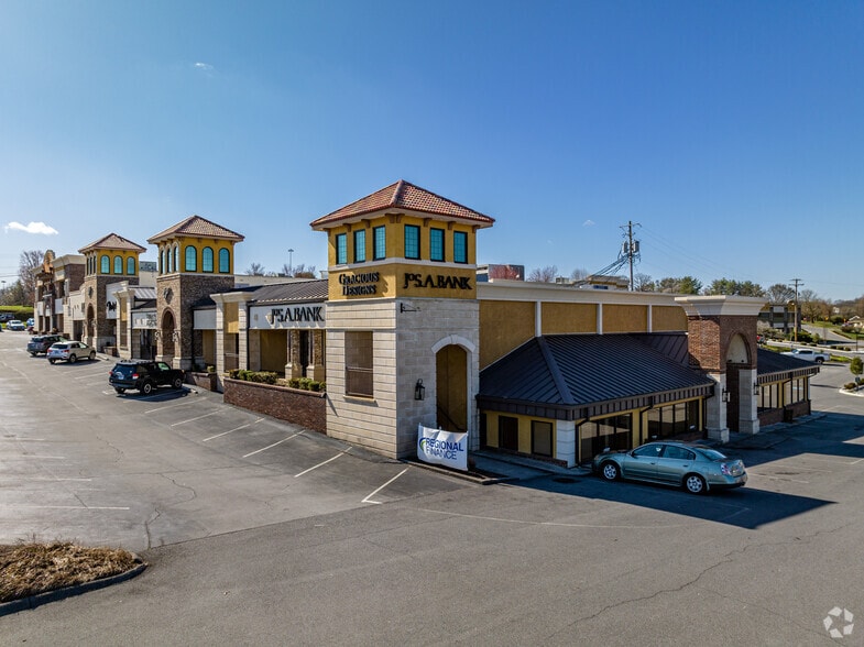 More Photos Of 100-178 W Springbrook Dr, Johnson City Unknown For Lease