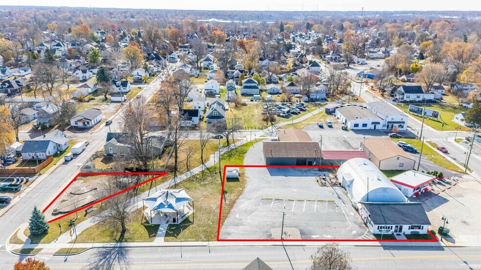 More Photos Of 1215 W Jefferson St, Kokomo Freestanding For Sale