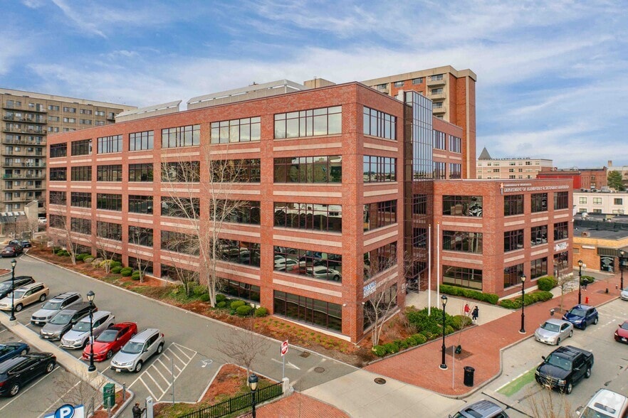 More Photos Of 75 Pleasant St, Malden Office For Lease