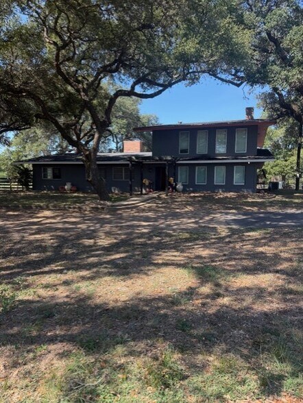 More Photos Of I-10 & Evans St, Alleyton Office Residential For Sale
