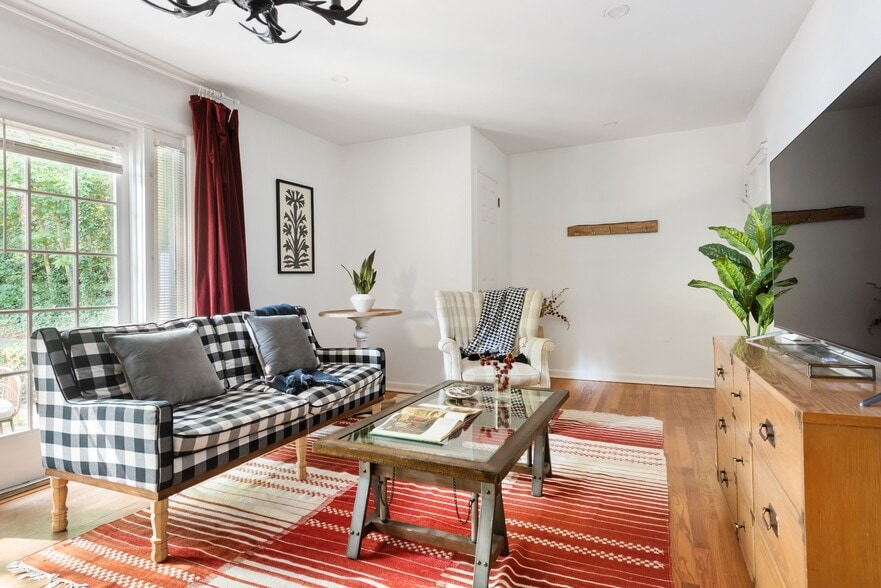 More Photos Of 1393 Markan Dr NE, Atlanta Multifamily For Sale