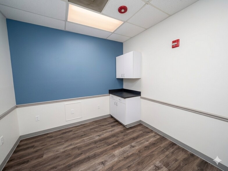 More Photos Of 9223 Broadway St, Pearland Unknown For Lease