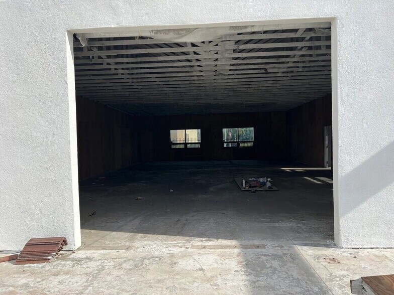 More Photos Of 4130 Hallmark Pky, San Bernardino Warehouse For Lease