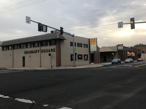 Primary Photo Of 115 W Hermiston Ave, Hermiston Flex For Sale