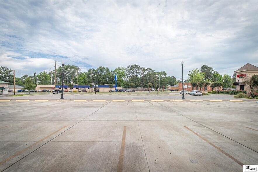 More Photos Of 3600 Desiard St, Monroe Storefront For Lease