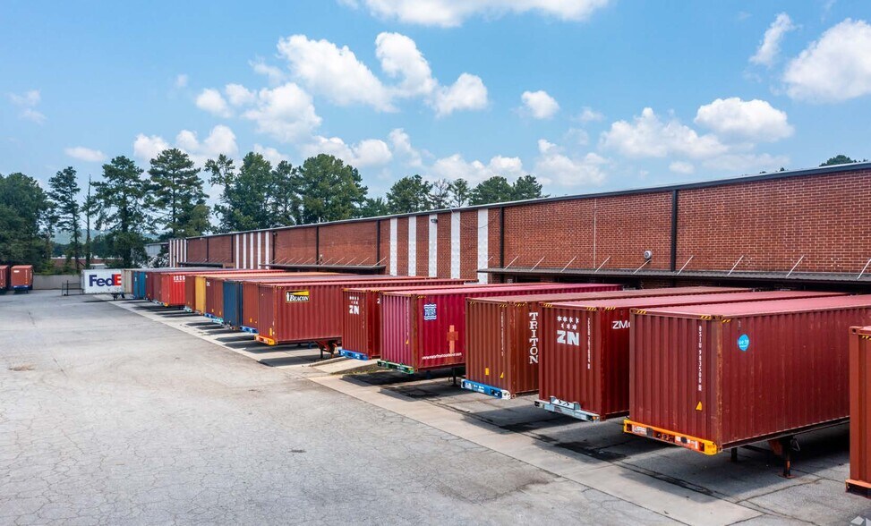 More Photos Of 5201 Phillip Lee Dr SW, Atlanta Warehouse For Lease