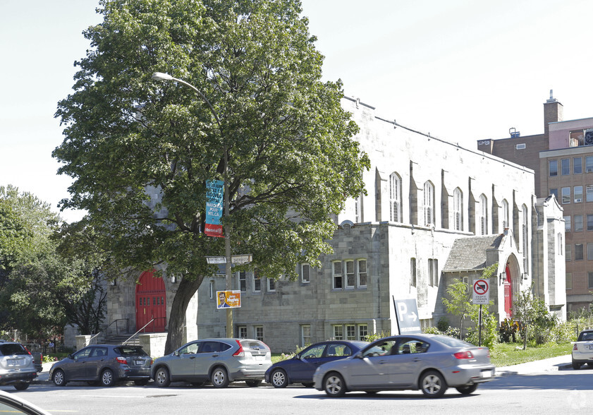 Primary Photo Of 5220 Rue Sherbrooke O, Montréal Religious Facility For Sale