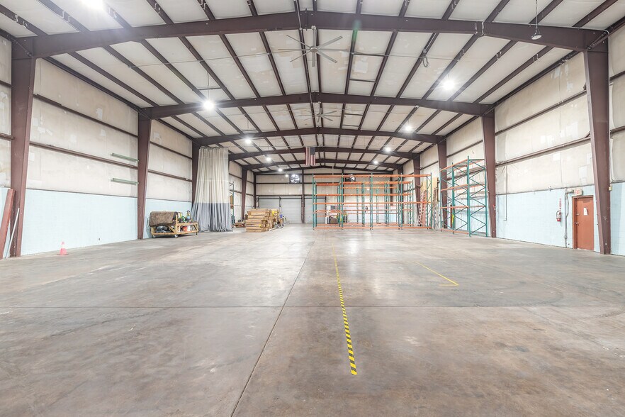 More Photos Of 430 Andalusia Ave, Ormond Beach Warehouse For Sale