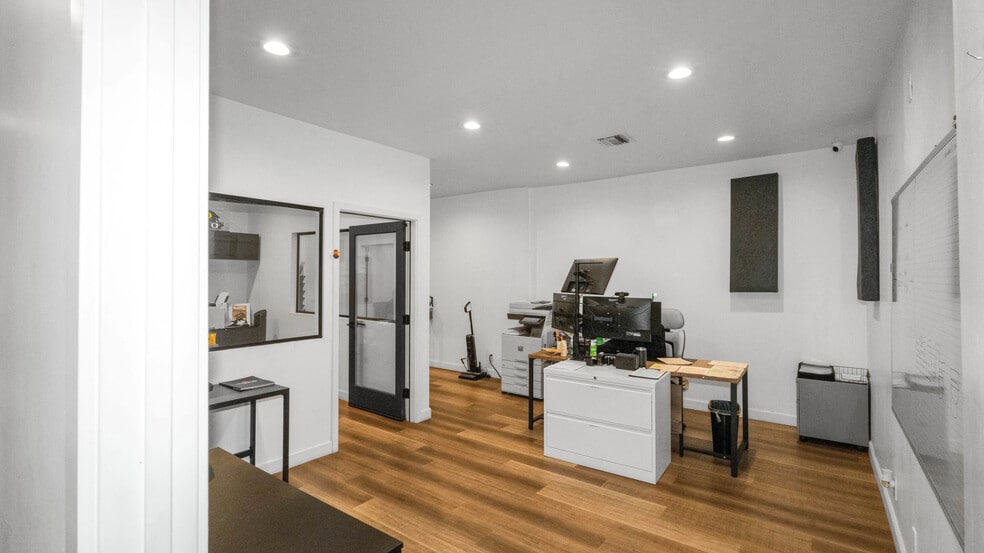 More Photos Of 1132-1140 E Valencia Dr, Fullerton Warehouse For Sale