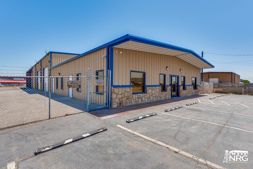 More Photos Of 1101 S County Road 1302, Midland Warehouse For Sale