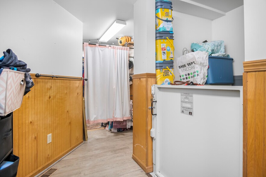 More Photos Of 34 White St, Fredonia Office For Sale