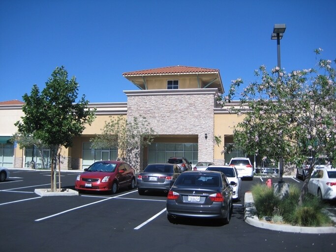 More Photos Of 450-460 W Palmdale Blvd, Palmdale Office For Sale