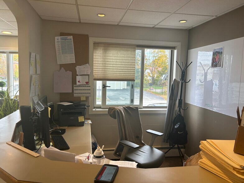 More Photos Of 1290 Congress St, Portland Office For Sale