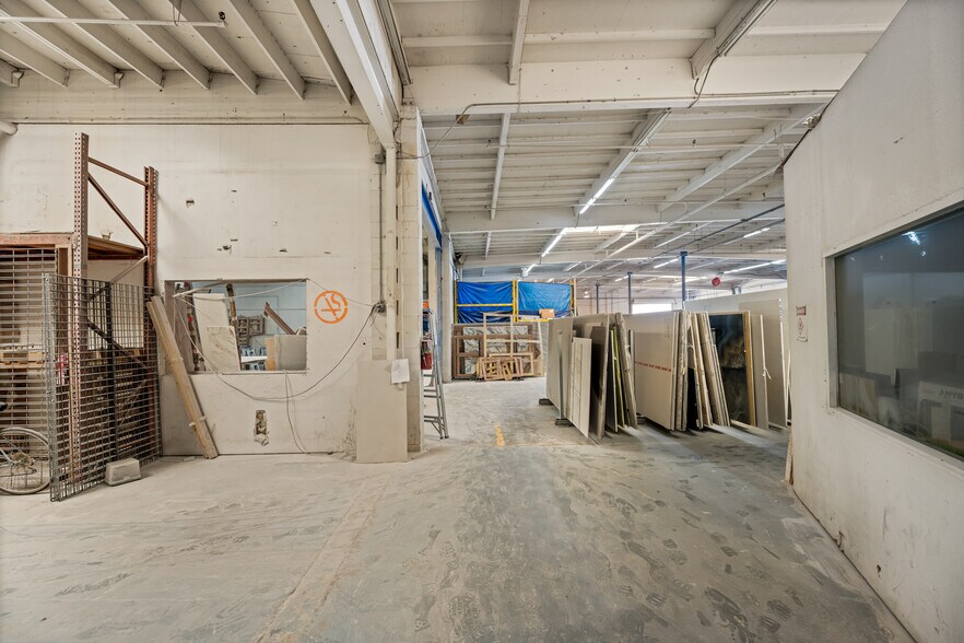 More Photos Of 1701 S State College Blvd, Anaheim Manufacturing For Sale