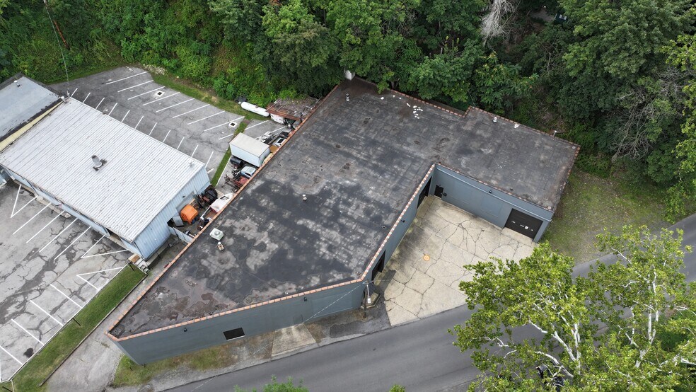 More Photos Of 719 Conestoga St, Bethlehem Warehouse For Lease