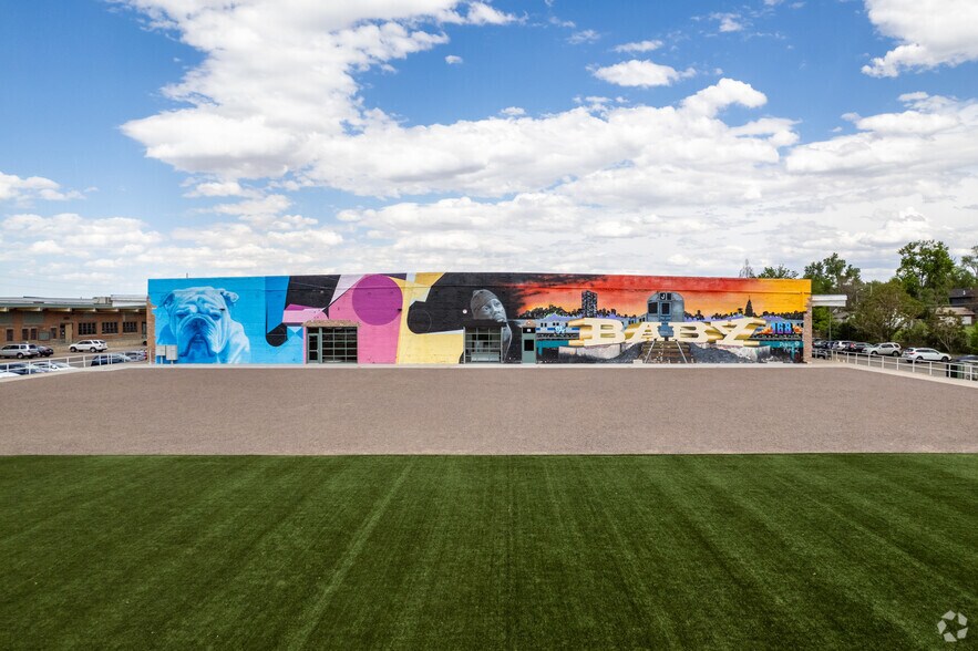 More Photos Of 3821-3851 N Steele St, Denver Showroom For Lease